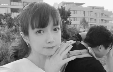 24歲女網(wǎng)紅病逝 死因疑與新冠有關 賬號暫由男友代管