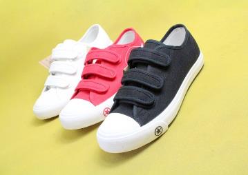 廣州韓版鞋子批發(fā)市場(chǎng)在哪里呀？
