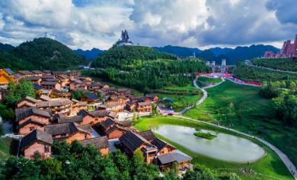 2024年七月份去貴州<a href=/lvyou/ target=_blank class=infotextkey>旅游</a>熱嗎？