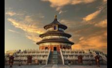 北京天壇公園占地面積約是多少？（273萬(wàn)平方米）