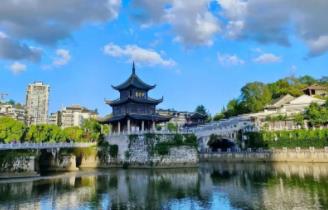 甲秀樓在貴陽(yáng)什么位置多遠(yuǎn) 甲秀樓在貴陽(yáng)什么位置坐地鐵